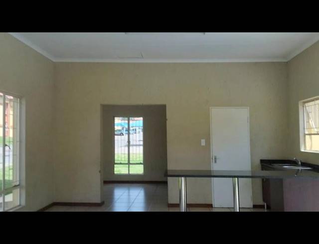 2 BEDROOM APARTMENT FOR SALE IN ORMONDE